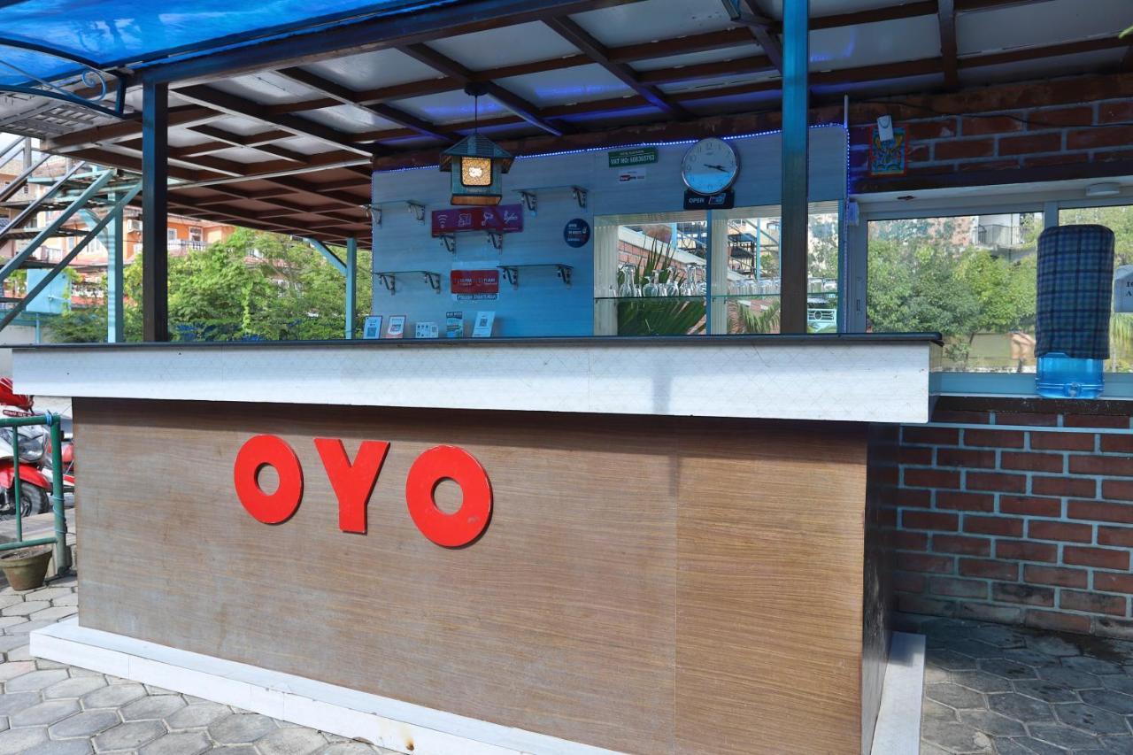 Oyo 591 Hotel Blue Moon Dharampur ภายนอก รูปภาพ