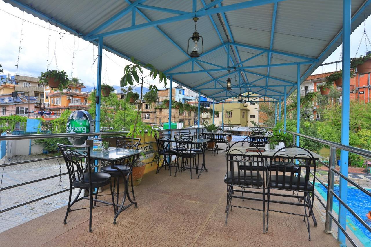 Oyo 591 Hotel Blue Moon Dharampur ภายนอก รูปภาพ