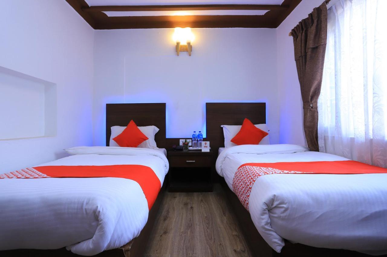 Oyo 591 Hotel Blue Moon Dharampur ภายนอก รูปภาพ