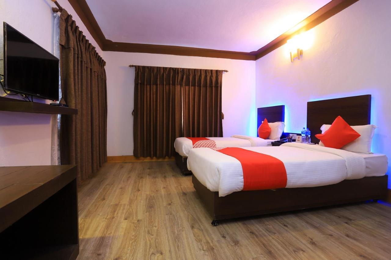 Oyo 591 Hotel Blue Moon Dharampur ภายนอก รูปภาพ